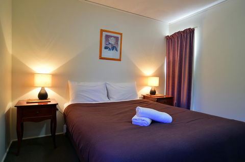 Executive Hideaway - Accommodation NSW 30