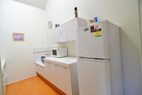 Executive Hideaway - Accommodation NSW 14