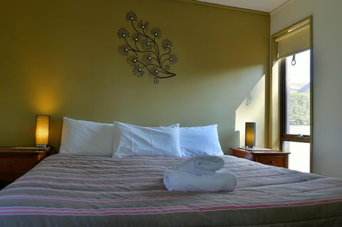 Executive Hideaway - Accommodation NSW 27