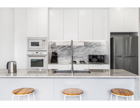 Boutique Apartment In Quiet, Sought-after Suburb - Accommodation NSW 7