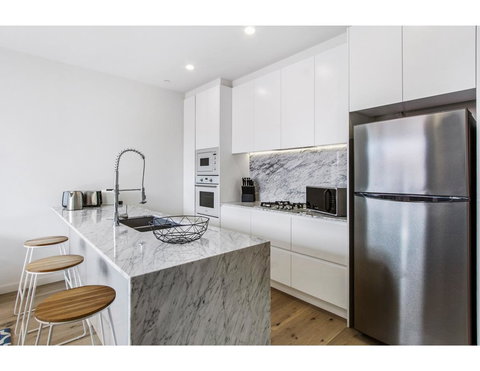 Boutique Apartment In Quiet, Sought-after Suburb - Accommodation NSW 9