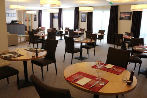 Bairnsdale International - Accommodation NSW 17