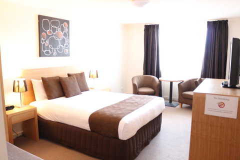 Bairnsdale International - Accommodation NSW 3