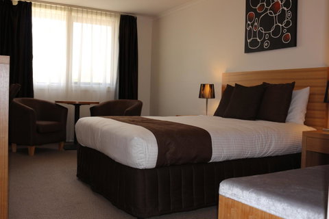 Bairnsdale International - Accommodation NSW 21