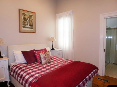 Fairbank House - Accommodation NSW 7