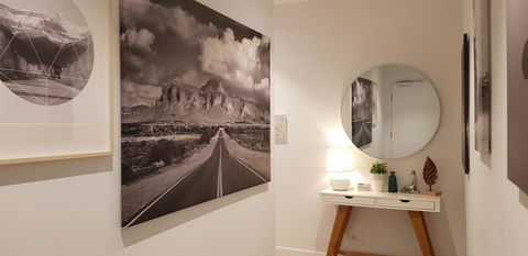 Ivanhoe Apartments - Accommodation NSW 3
