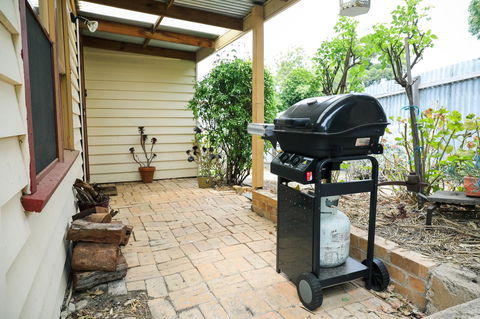 Miss Pym's Cottage - Accommodation NSW 3