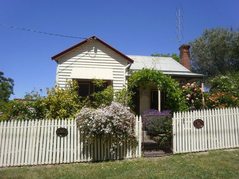 Miss Pym's Cottage - Accommodation NSW 0