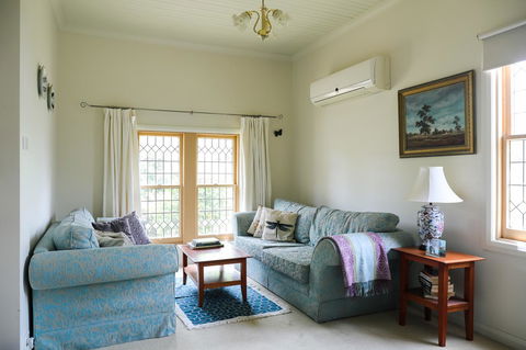 Miss Pym's Cottage - Accommodation NSW 43