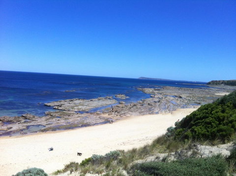 Stunning Waterfront Only 10 Minutes To Phillip Island - FREE EV UNIT 7kW For Electric Cars - Pet Friendly, Fireplace FREE WIFI Wine & Chocolates - Accommodation NSW 28