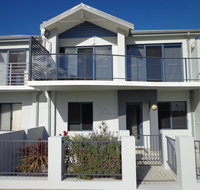 The Beach Villa Bunbury - Accommodation NSW