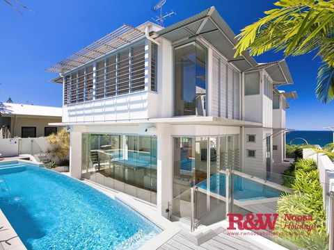 The Beachshack - Accommodation NSW 2