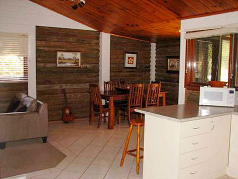 The Cabin - Accommodation NSW 3