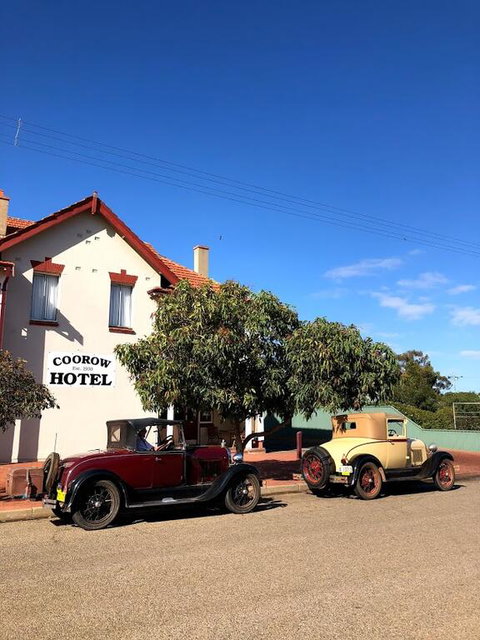 The Coorow Hotel - Accommodation NSW 2