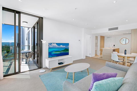 The Eureka Gold Coast Residence On Broadbeach - Accommodation NSW 3