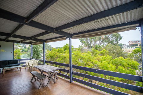 The Gee Beach House - Accommodation NSW 1