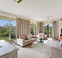 The Helm Unit 1 22 Voyager Close - Accommodation NSW