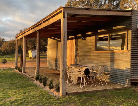 The Hut, Saddlers Run - Accommodation NSW 3