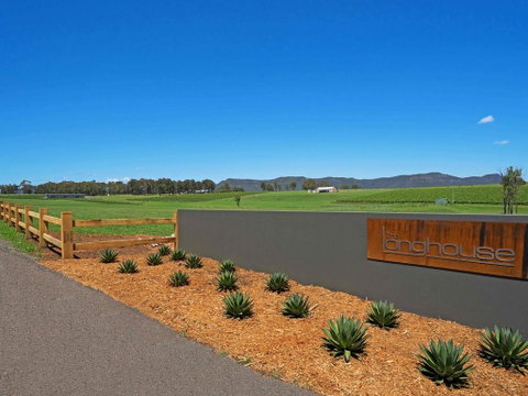 The Longhouse - Suite 3 - Accommodation NSW 1