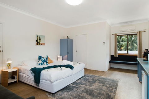 The Med Crescent Head - Accommodation NSW 1