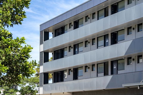 The Mid Pacific - Accommodation NSW 1