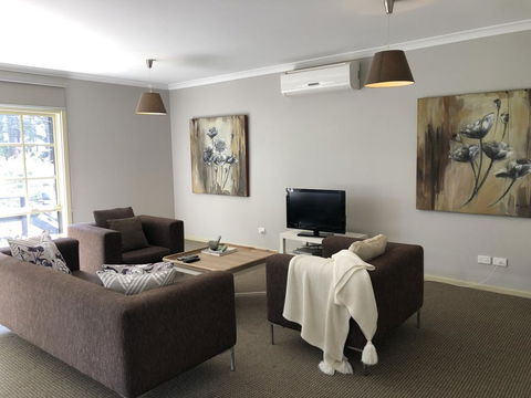 The Old Coolstore - Jonathon Apartment - Accommodation NSW 0