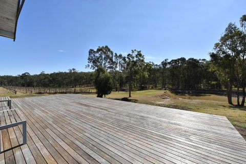 The Parson's Vineyard Retreat - Get Amongst The Vineyards In A Historic Home - Accommodation NSW 1