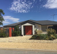 The Red Door - Accommodation NSW