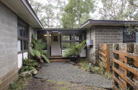 The Residence - Accommodation NSW 2