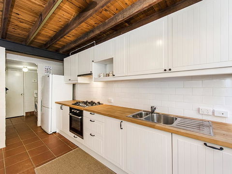 The Tannery - 2 Bedroom Converted Warehouse - Accommodation NSW 3