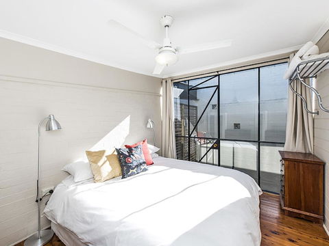 The Tannery - 2 Bedroom Converted Warehouse - Accommodation NSW 2