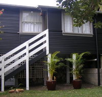 The Tree House 6 Gowing Street - Accommodation NSW