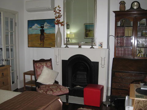Three Chimneys Bed And Breakfast Boutique Guest House - Accommodation NSW 2