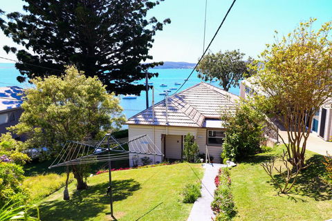 Tommy's Lakehouse - Accommodation NSW 1
