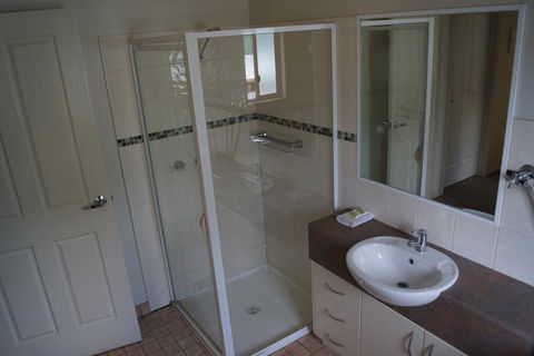 Tooleybuc River Retreat Villas - Accommodation NSW 3