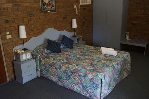 Tooleybuc River Retreat Villas - Accommodation NSW 2