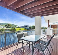 Townhouse on the Canal - Accommodation NSW