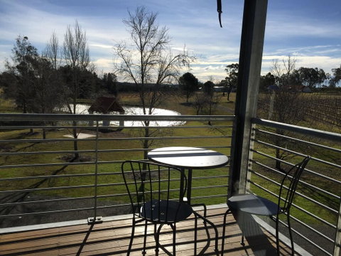 Travertines Wines Apartment - Accommodation NSW 1