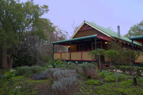Trawool Cottages And Farmstay - Accommodation NSW 2