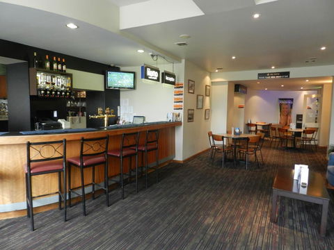 TRC Hotel - Accommodation NSW 3