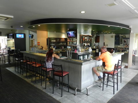 TRC Hotel - Accommodation NSW 1