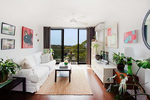 Treetop Retreat Five Minute Stroll To The Beach - Accommodation NSW 0