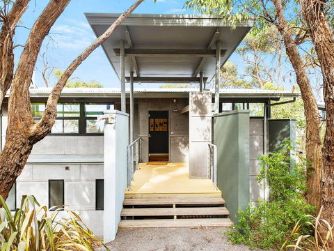 TREETOPS TERRACE 12 - A Luxury Skenes Creek Villa - Accommodation NSW 1