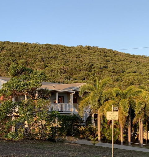 Tropical Styling - Accommodation NSW 3