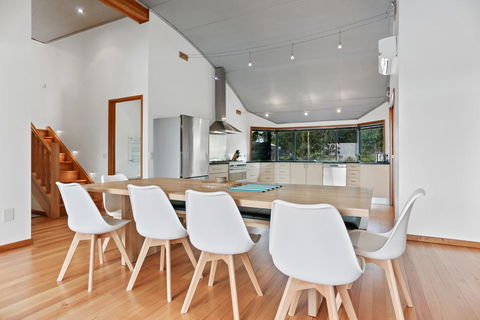 Tura Tree House - Accommodation NSW 2