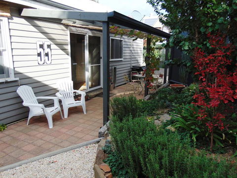 Twin Palms Castlemaine - Accommodation NSW 2