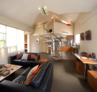 TWOFOURTWO Boutique Apartments - Accommodation NSW