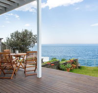 Unbelievable Clifftop Townhouse with Ocean Views - Accommodation NSW