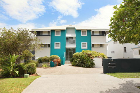 Unit 1 On The Park, Frank Street Coolum Beach: WIFI, 400 Bond, LINEN INCLUDED - Accommodation NSW 0