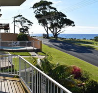Unit 2 Ballingalla Apartments - Accommodation NSW